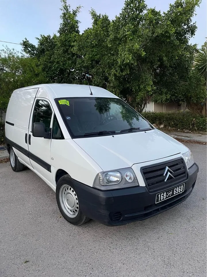  citroen jumpy 2.0 hdi à Nabeul - Photo 2