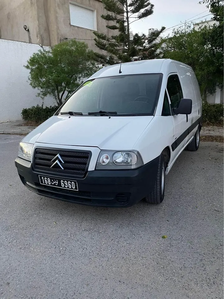 citroen jumpy 2.0 hdi à Nabeul - Photo 3