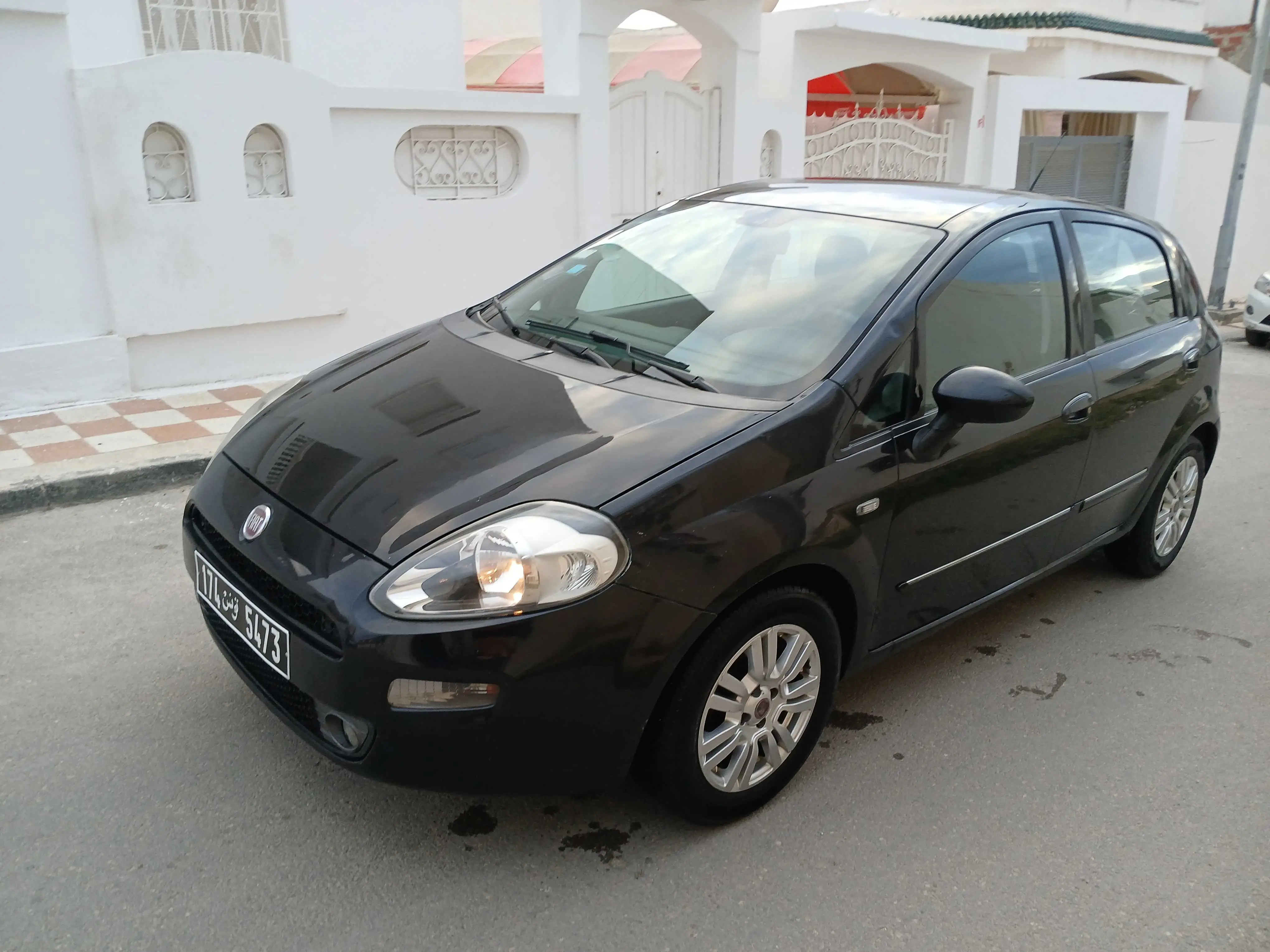  FIAT GRANDE PUNTO ISI ESSENCE à gabes - Photo 2