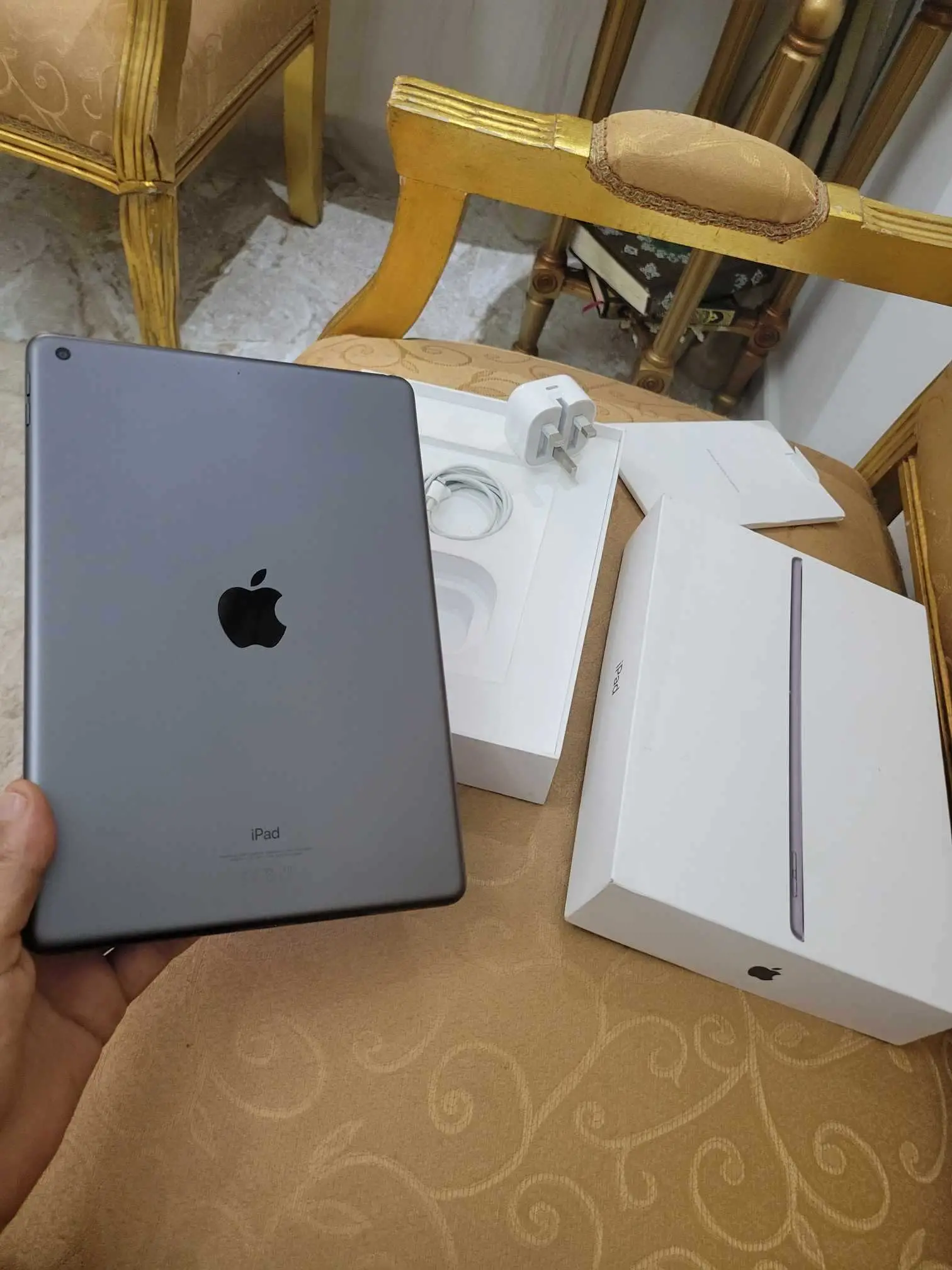Iphone 15 pro 128gb Batterie ? 20 Cycle count