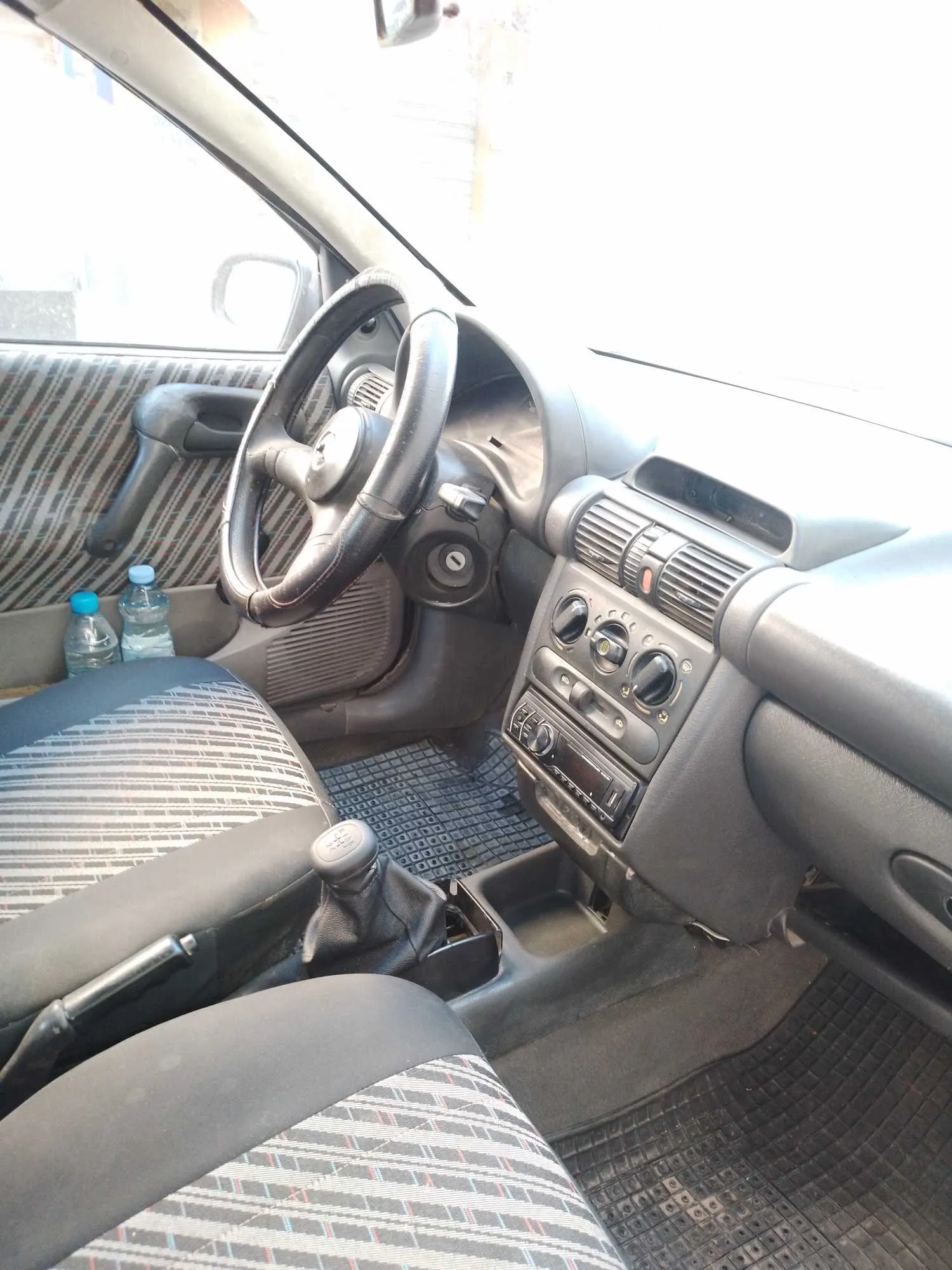  Opel corsa swing à Tunis - Photo 2
