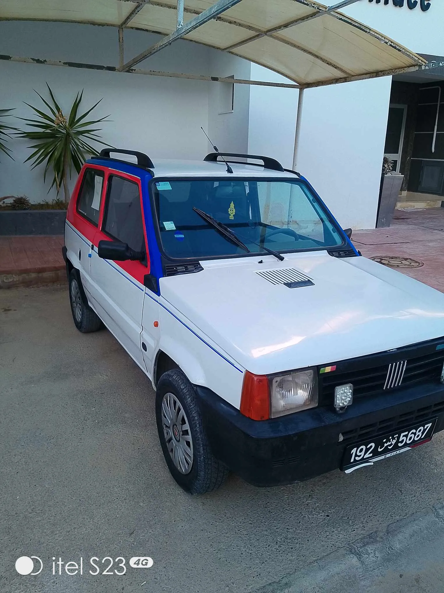  A Vendre 308 Peugeot fin 2008 tt options importée de France Montage européen 