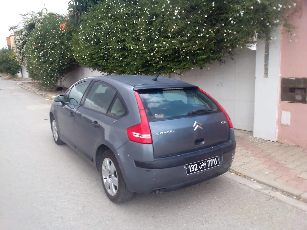  opel kadett tres propre moteur noir 5 ch essence 
