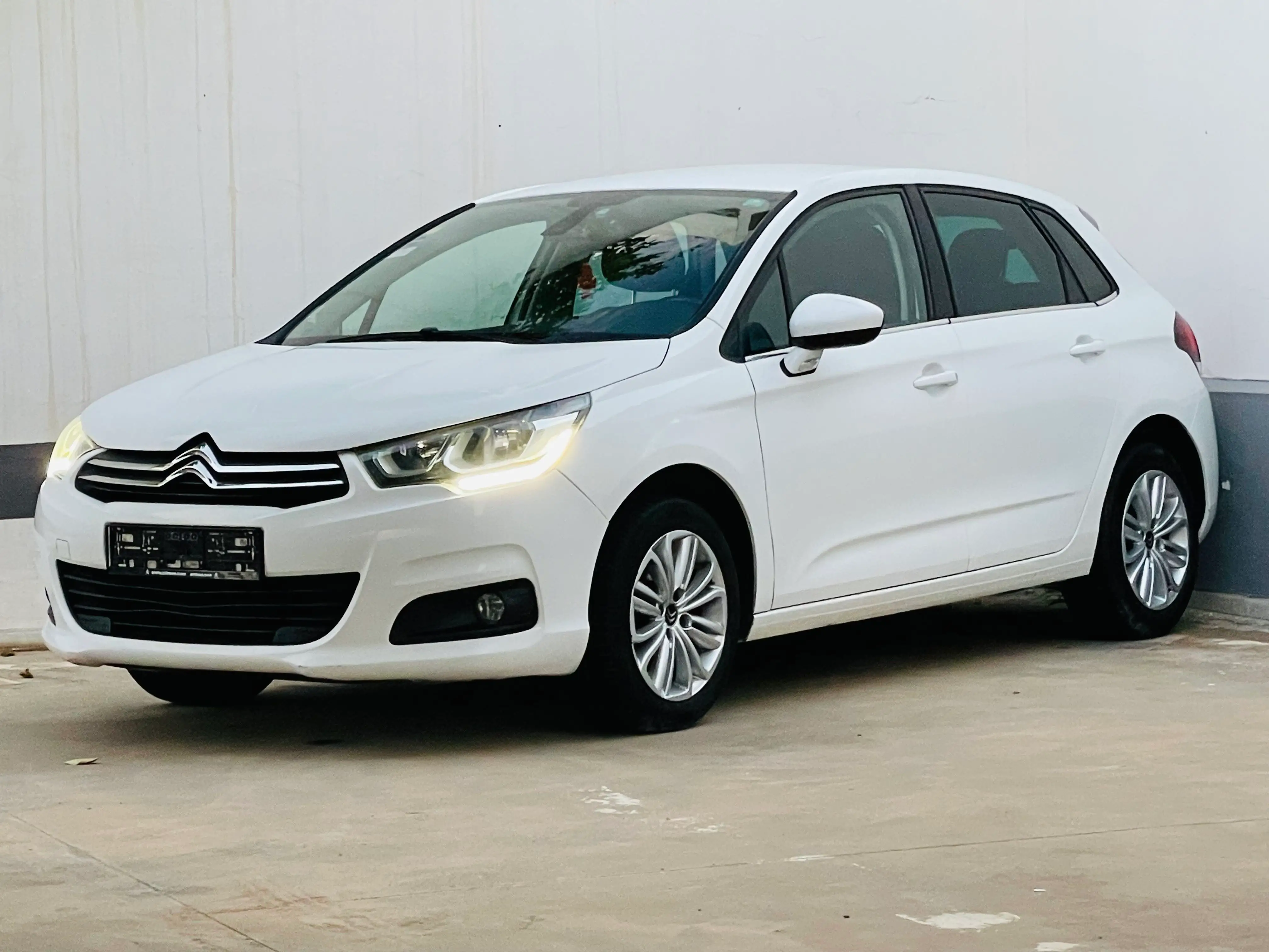  Citroën c4 diesel fin serie à sousse - Photo 2