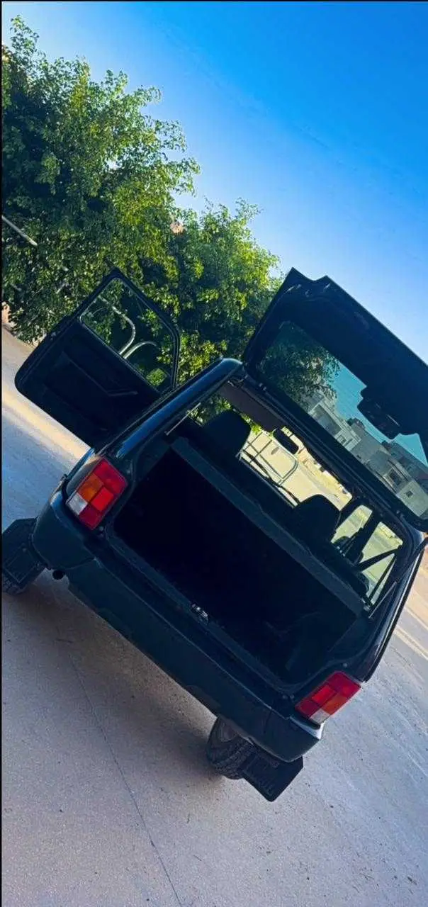  LADA NIVA PREMIER MAIN NTHIFA à sousse - Photo 3