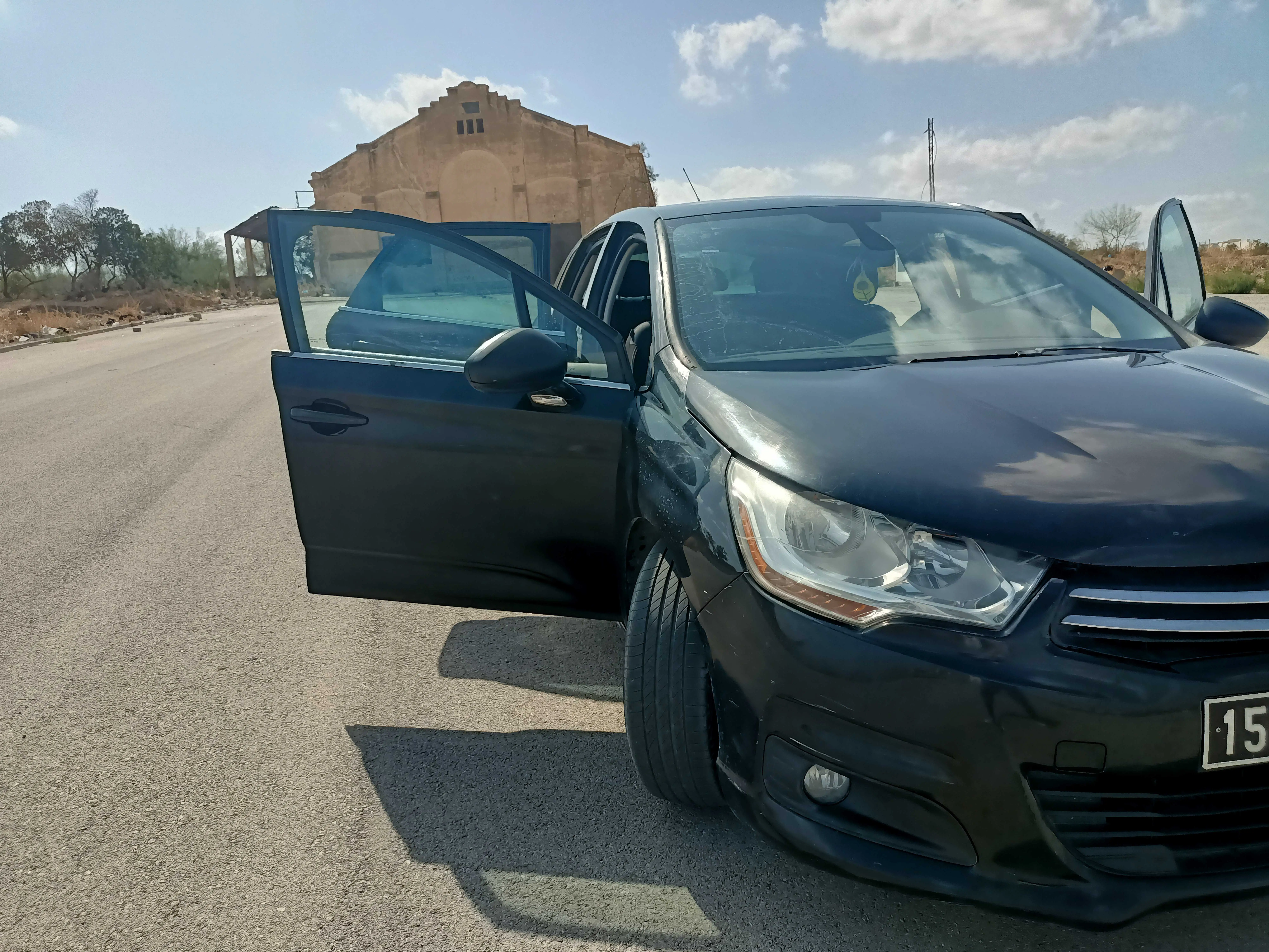  Citroen C4 modèle 2012 à Manouba - Photo 2