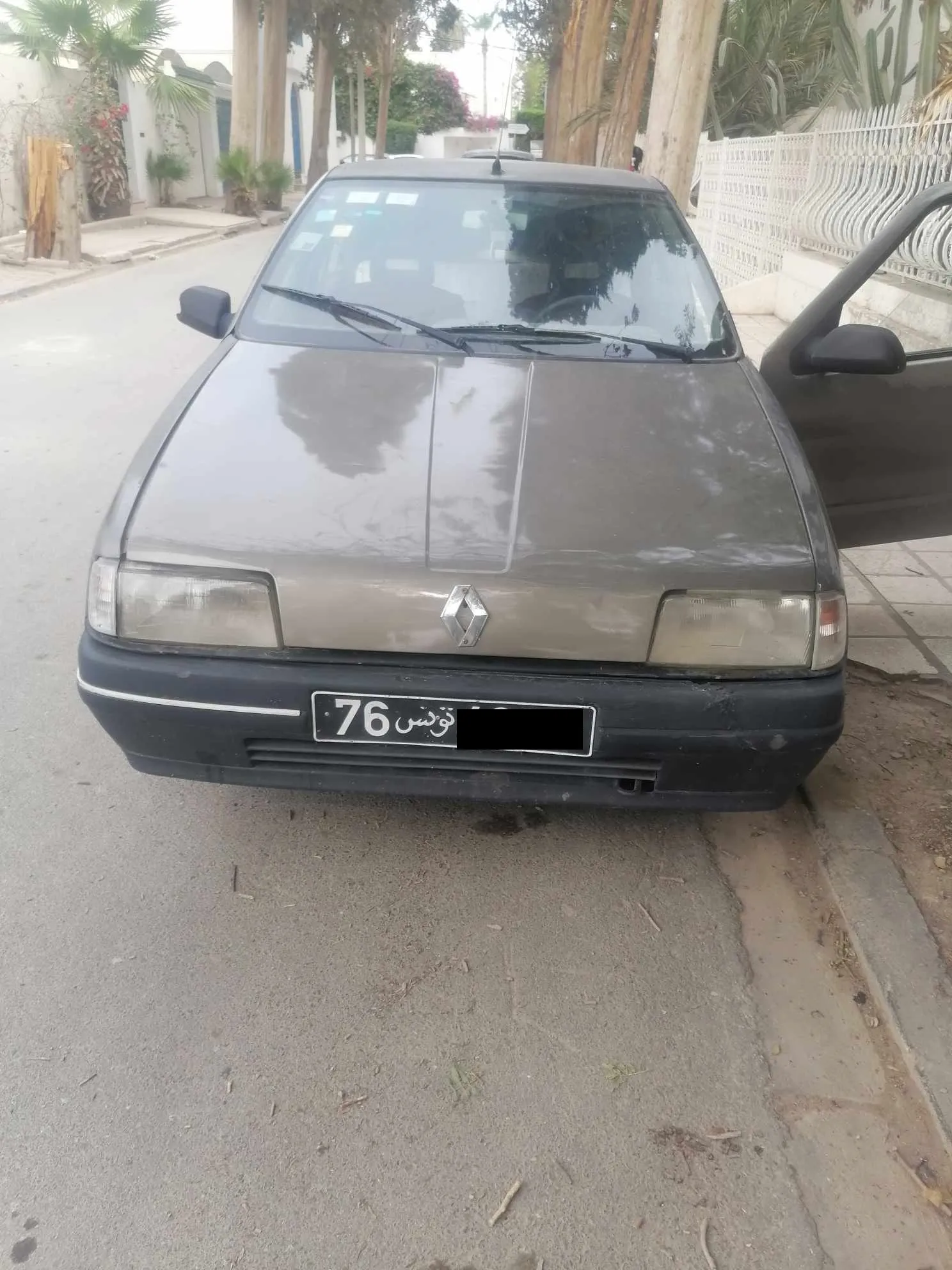  A vendre voiture R19 à Ariana - Photo 2
