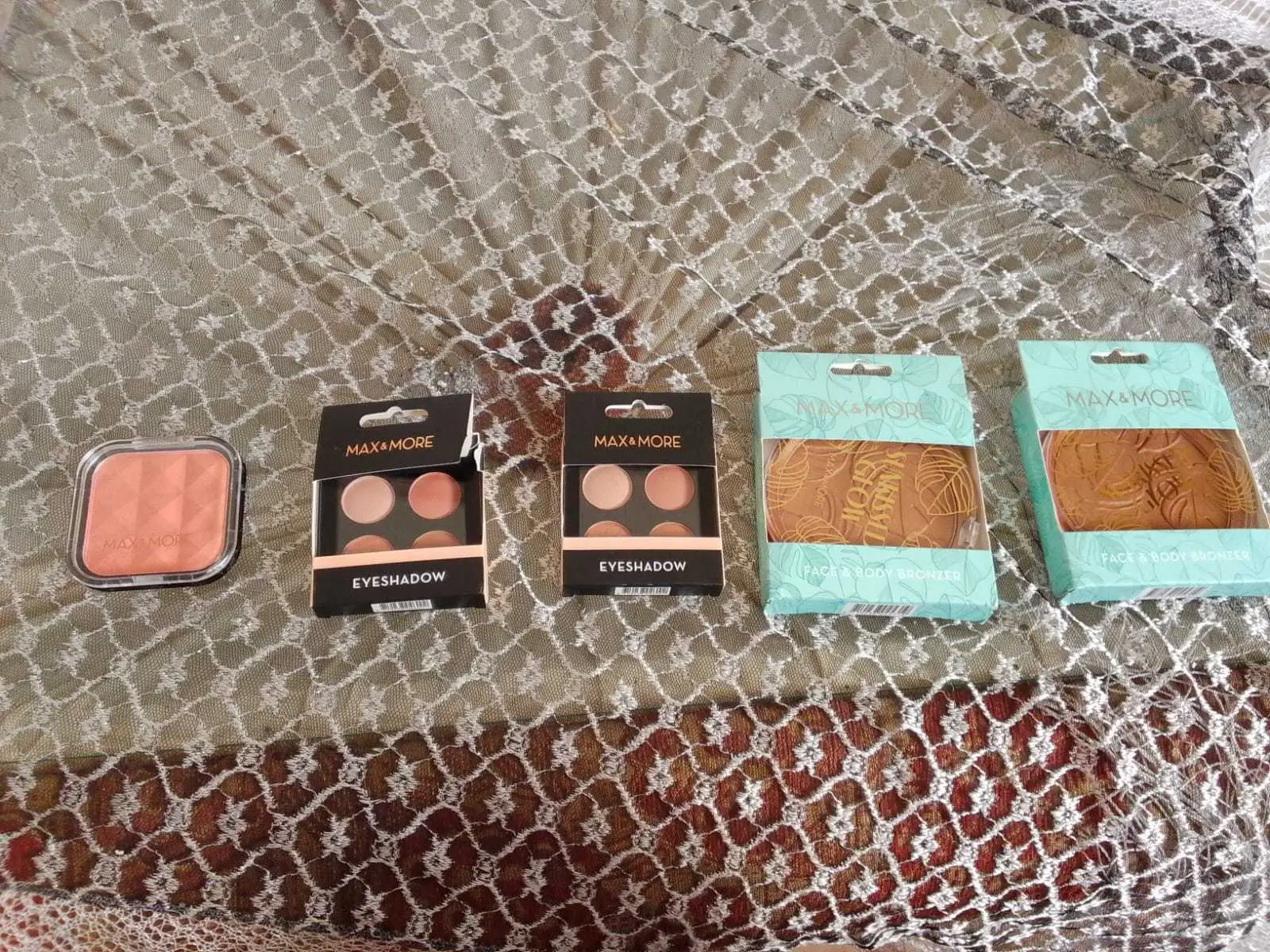  Maquillage à Ben Arous - Photo 3