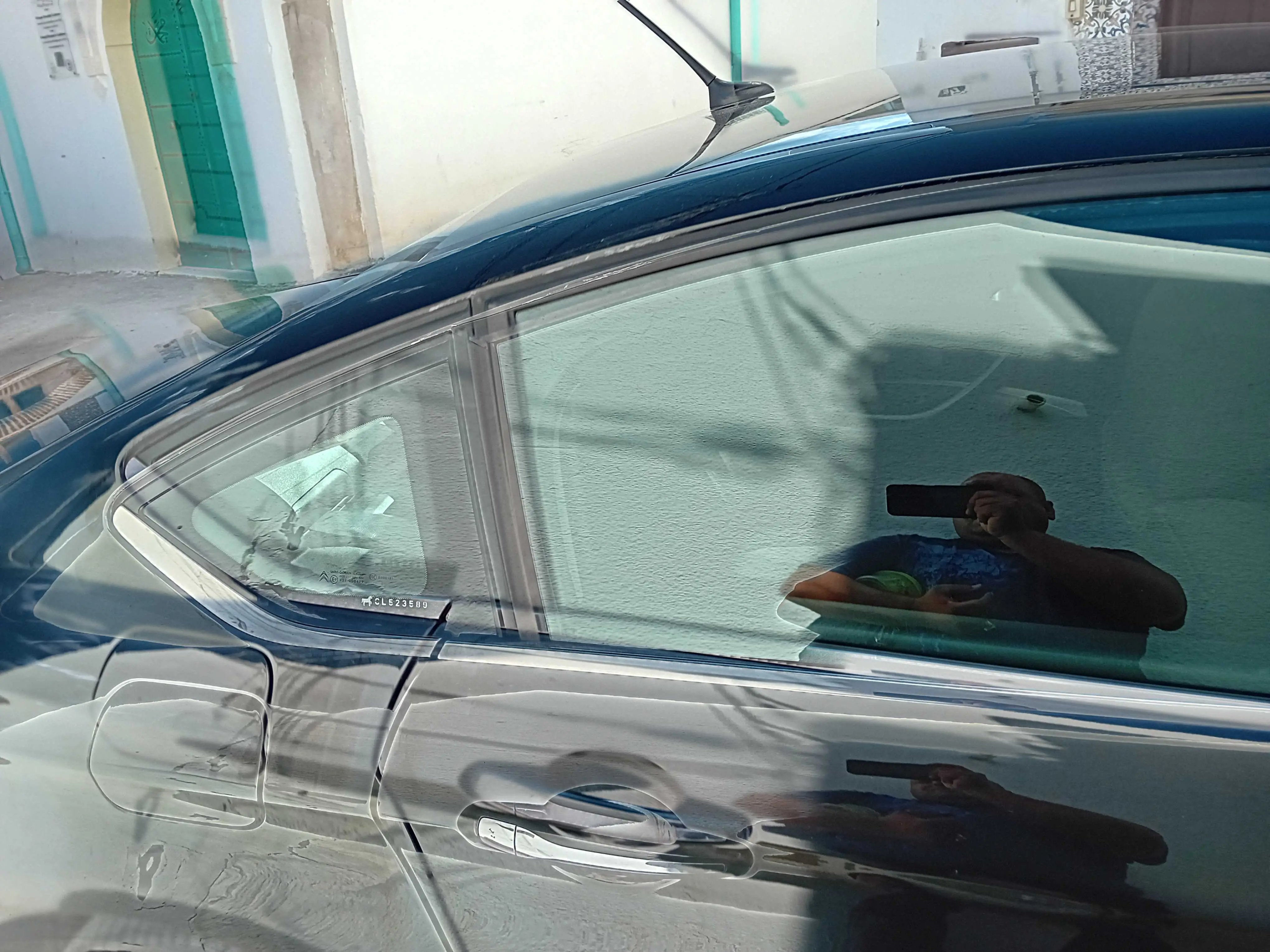  A vendre Citroën c5 diesel Ehdi face 3 année 2012 touttops état neuf tel 55090199 à Zaghouan - Photo 3