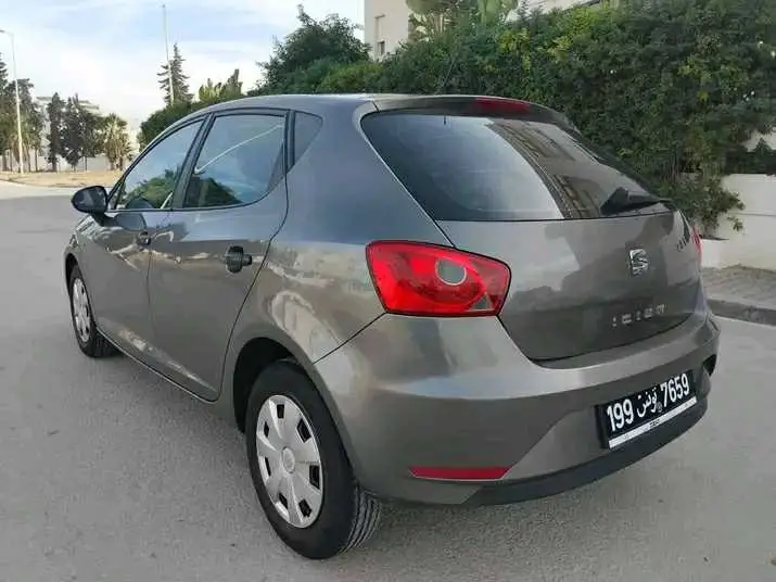  SEAT IBIZA PREMIÈRE MAIN TRÈS PROPRE à Bizerte - Photo 3