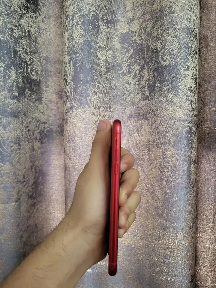  Avendre iphone 11 état neuf importé de la frànce just fih khbech à Tunis - Photo 3