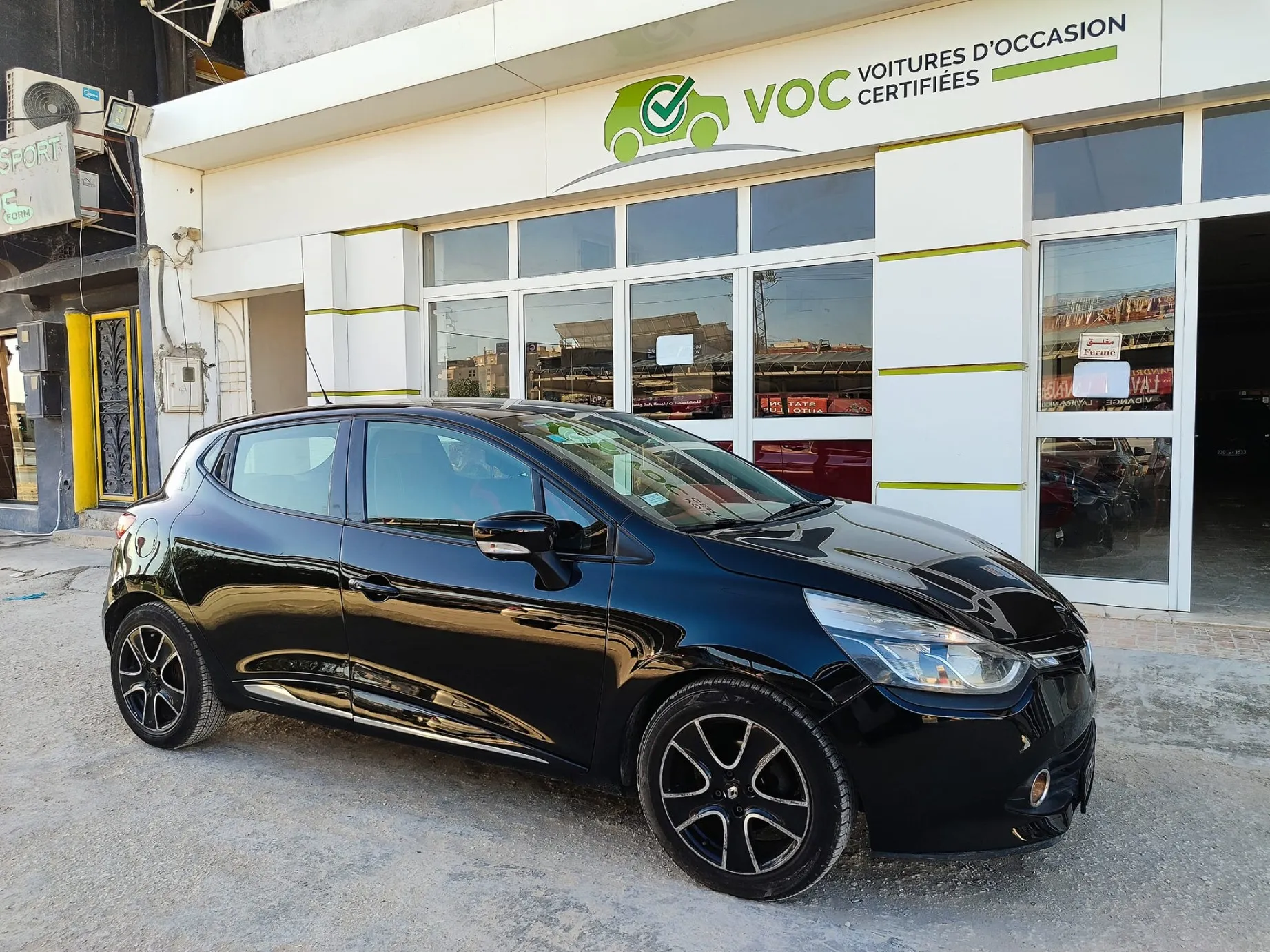  RENAULT CLIO 4 DYNAMIQUE 4 CYLINDRES MOTEUR SYMBOLE TEL 22801802 à Ariana - Photo 3
