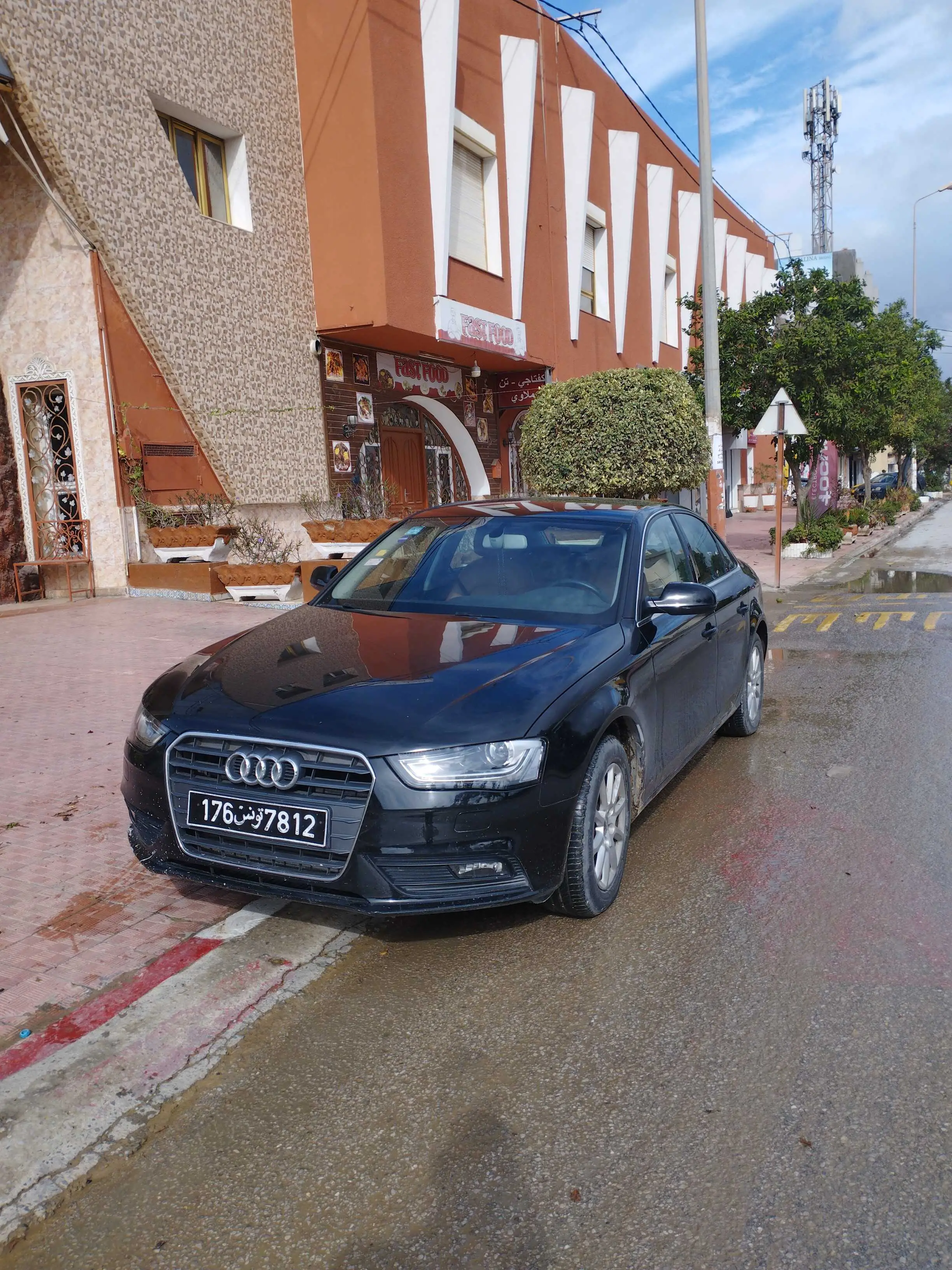  Audi A4 TFSI 2014 à Nabeul - Photo 2