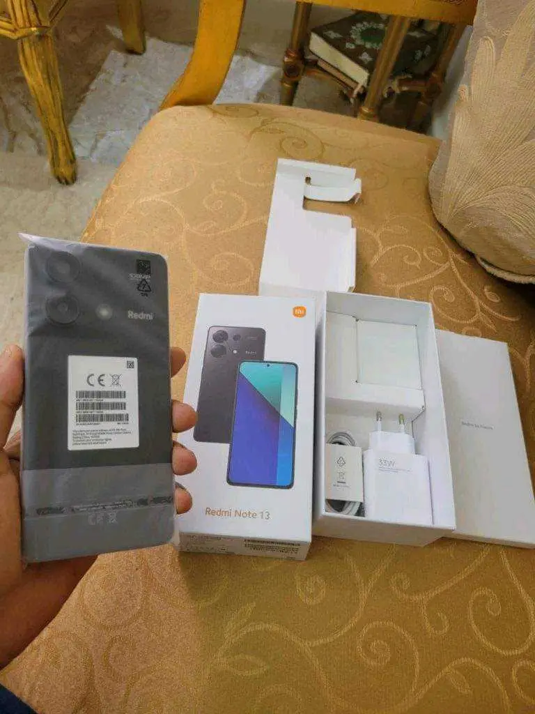  redmi note 13 neuf et jamais utilisée ram 6g stockage 128g à Manouba - Photo 3