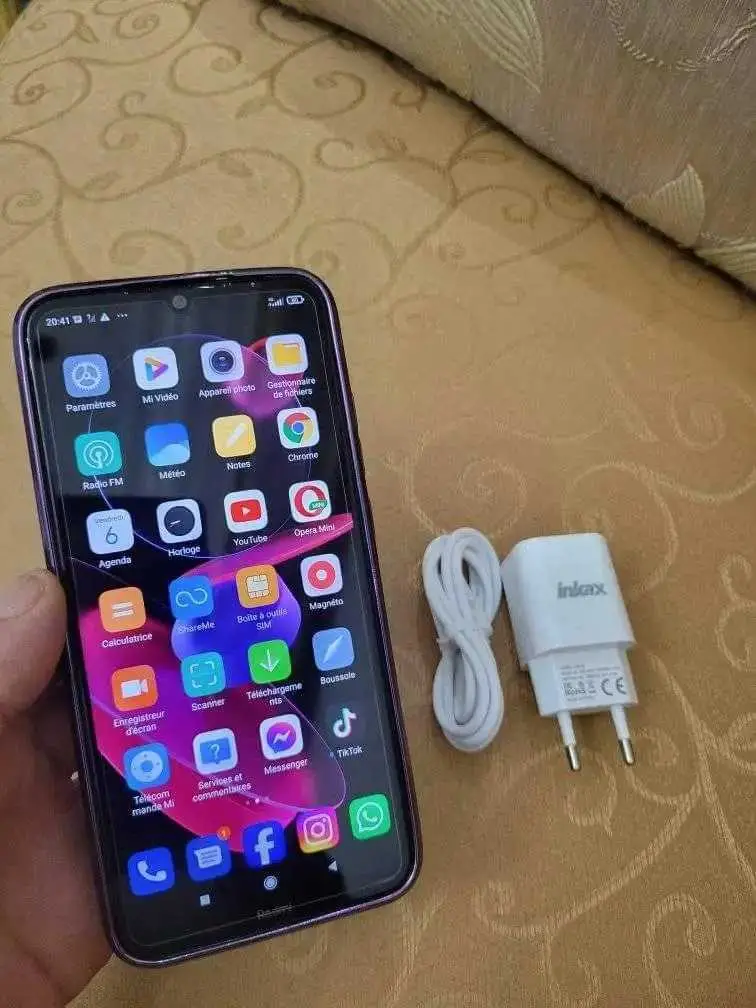  redmi note 8 ram 4g+2 stockage 128g batrie moyen à Manouba - Photo 3