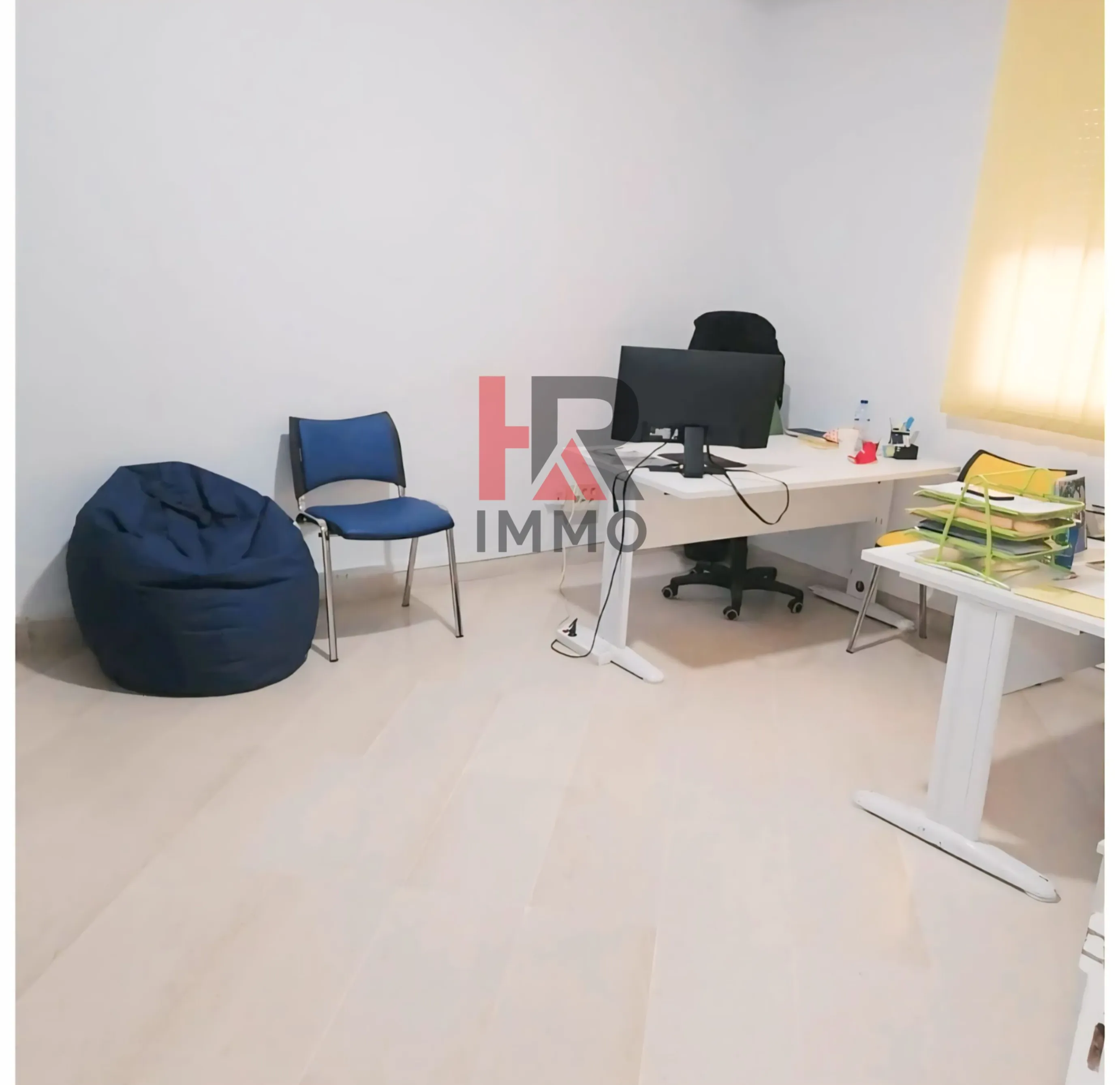  A vendre s1 4 eme etage sans ascenseur 