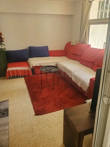  un spacieux appartement s+2 vide au 3éme étage(avec ascenseur) a louer a manar 1 a coté monoprix 