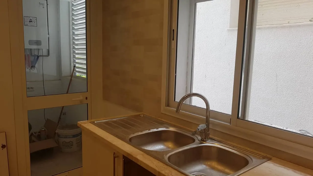 Location appartement S+3 près de station campus manar à Tunis - Photo 3