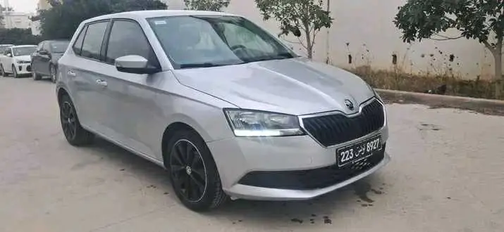  SOKRA FABIA PREMIÈRE MAIN EN TRÈS BON ÉTAT à Bizerte - Photo 2