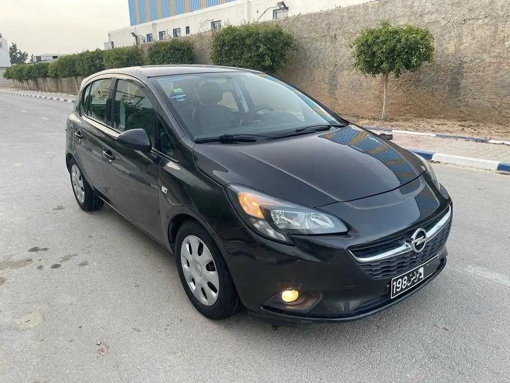  Opel Corsa E à Zaghouan - Photo 2