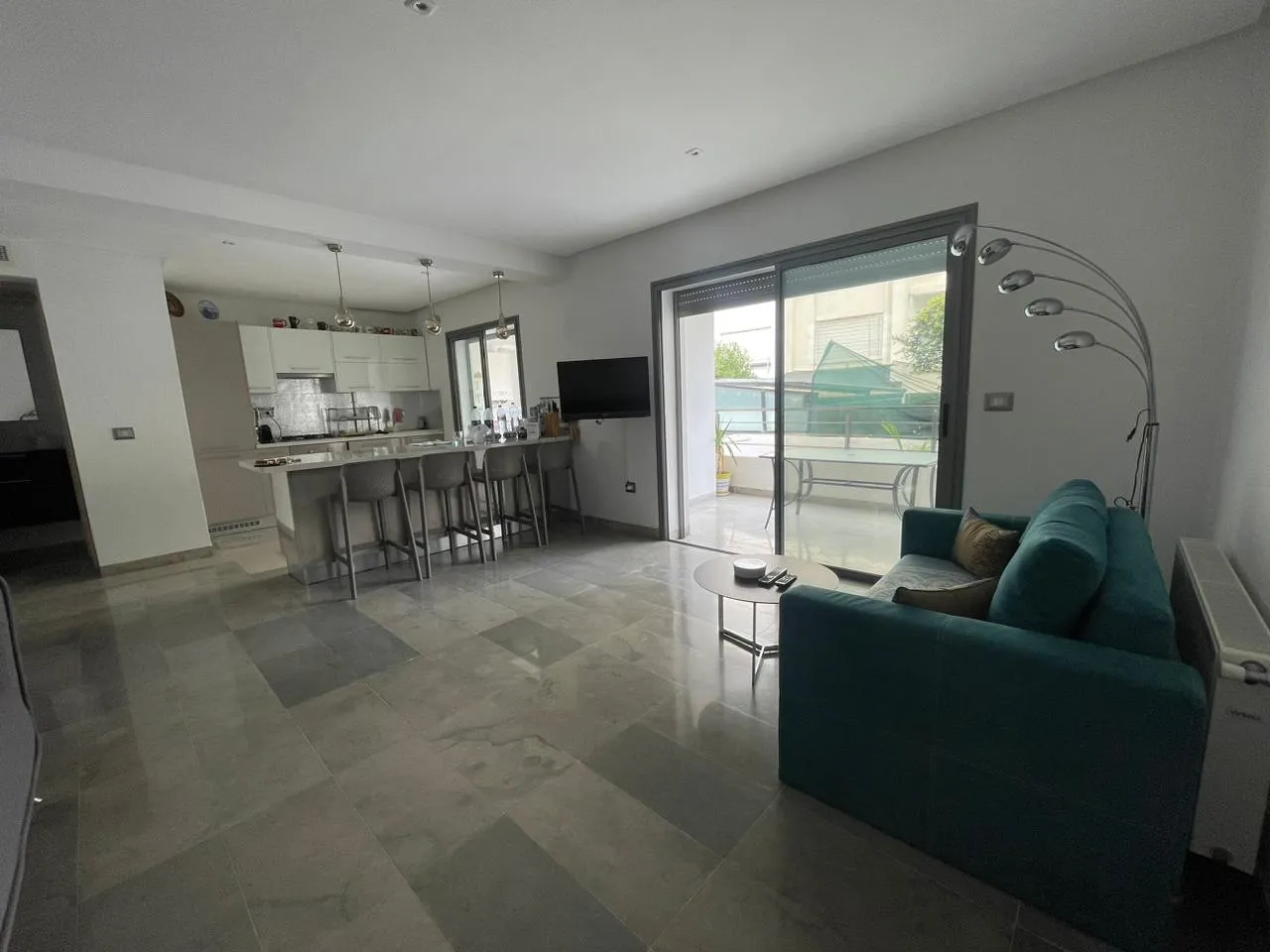  A VENDRE | un appartement S+1 Situé à Diwen Ezit prés du  gouvernement de Sousse 