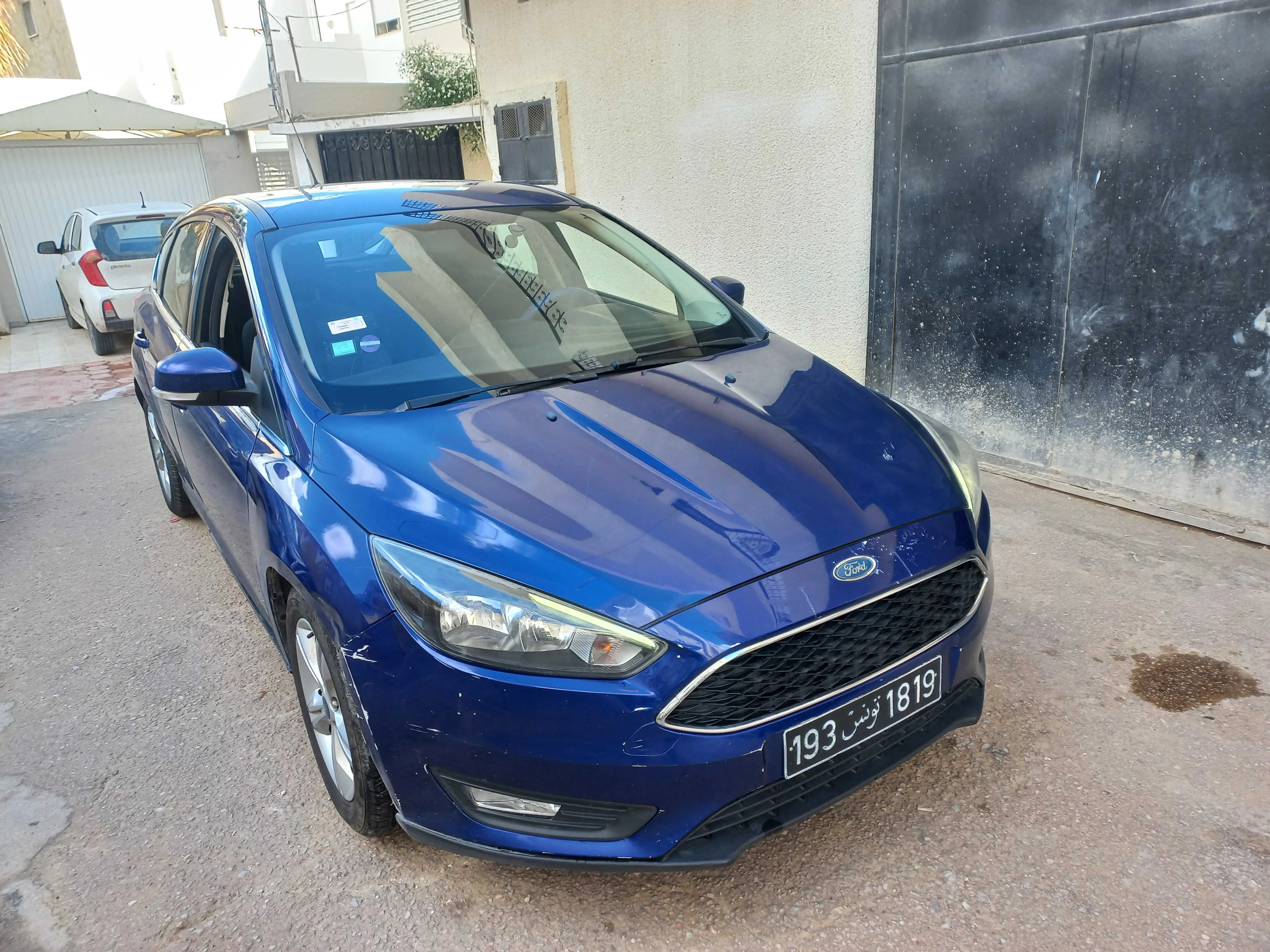  FORD FOCUS TREND SPORT 1.0 ECOBOOST à Tunis - Photo 2
