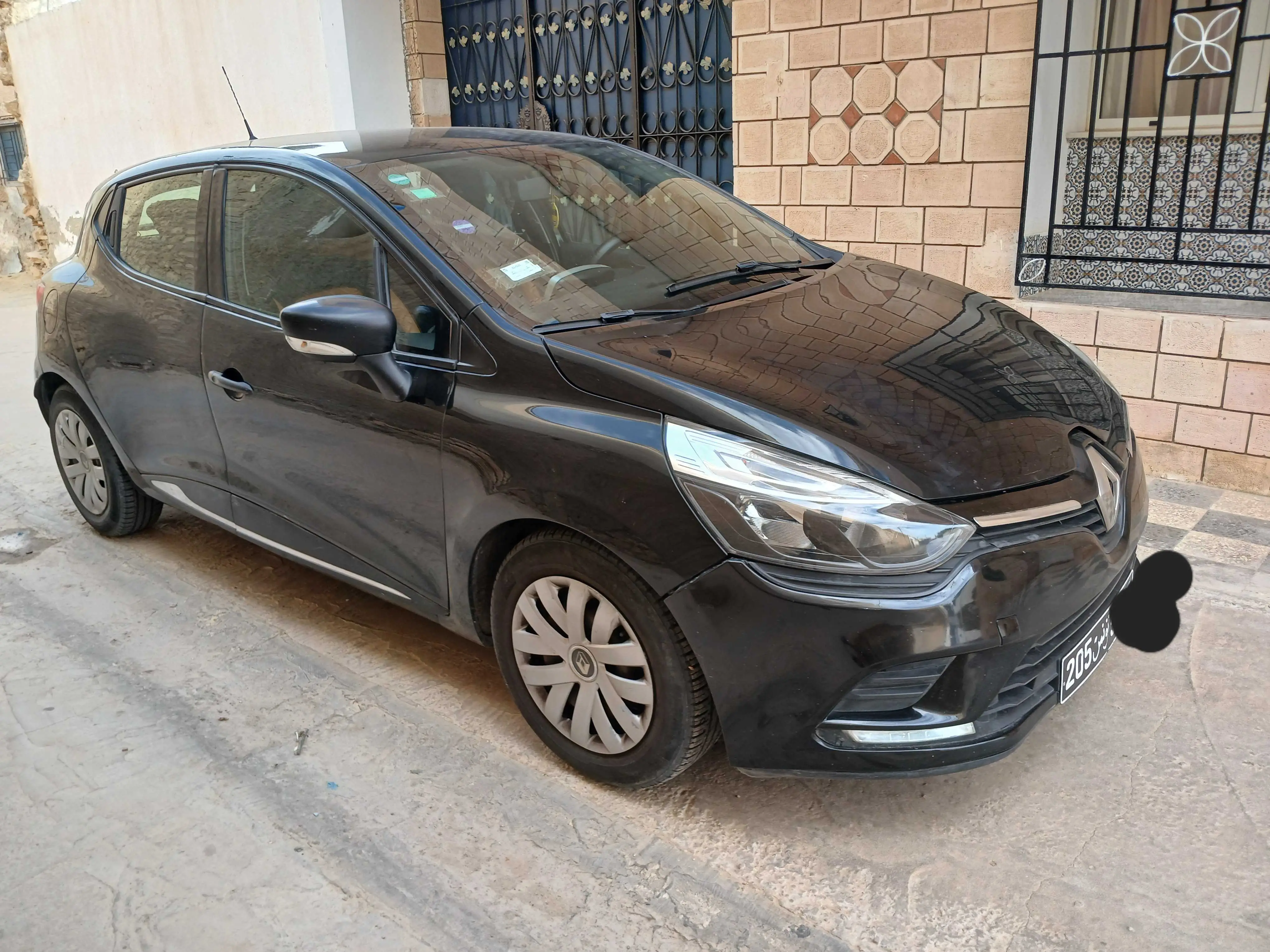  RENAULT CLIO 4 DENAMIC ESSENCE à gabes - Photo 2