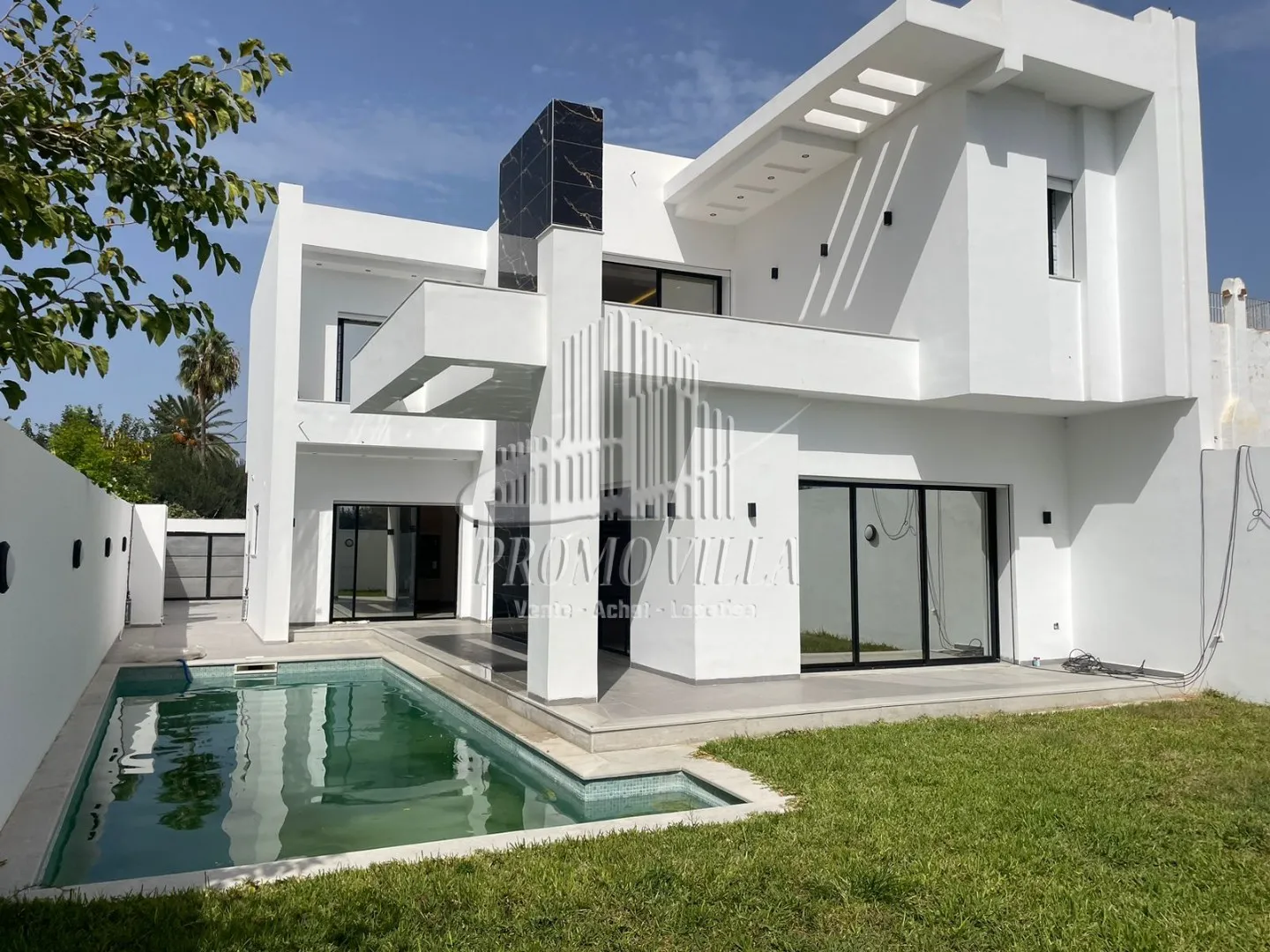  Villa de style moderne, bien située à l'entrée d'Hammamet ✨ à Nabeul - Photo 2