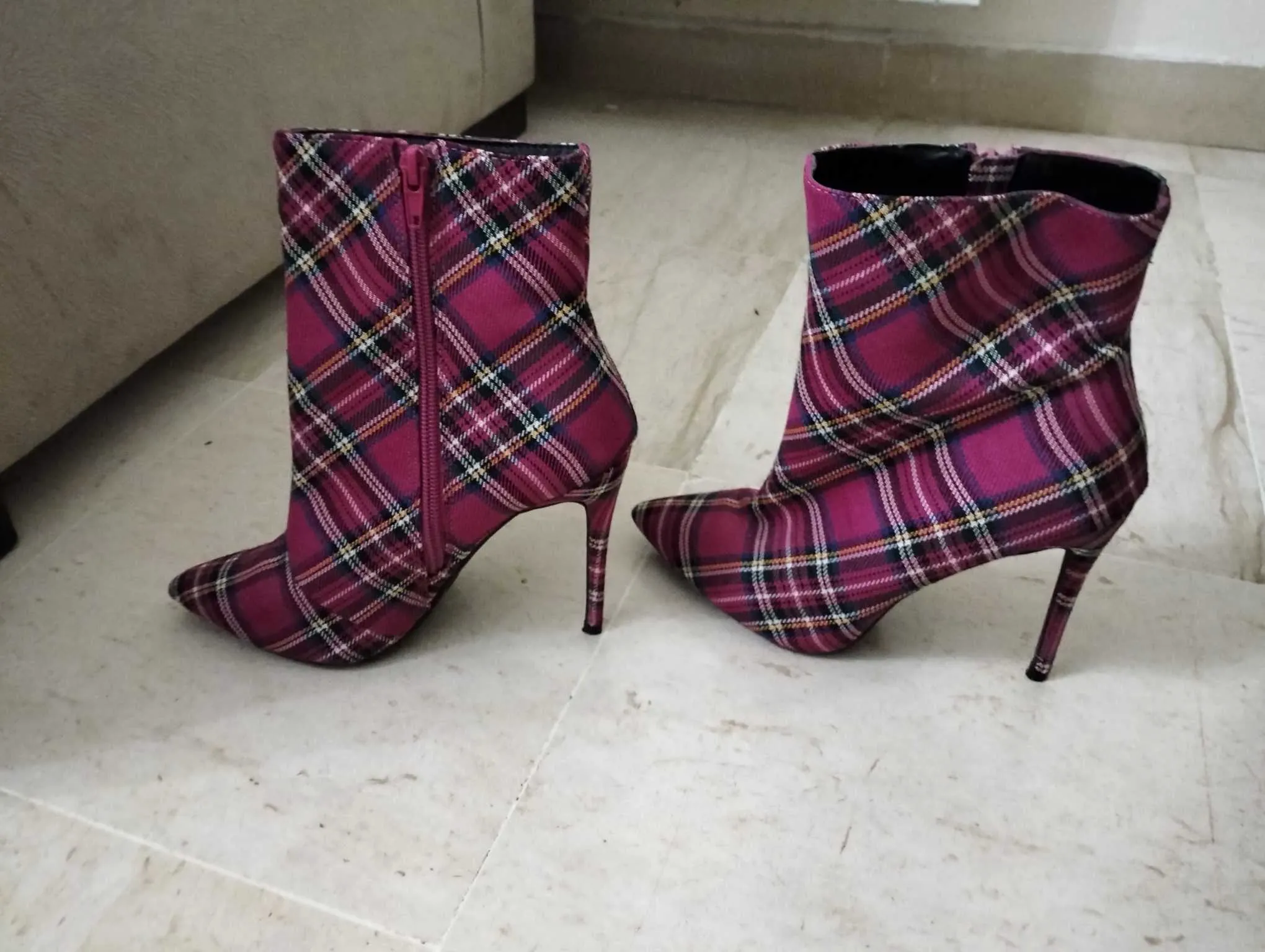  Bottes pointus pointure 37 en rose fushia à Ariana - Photo 3