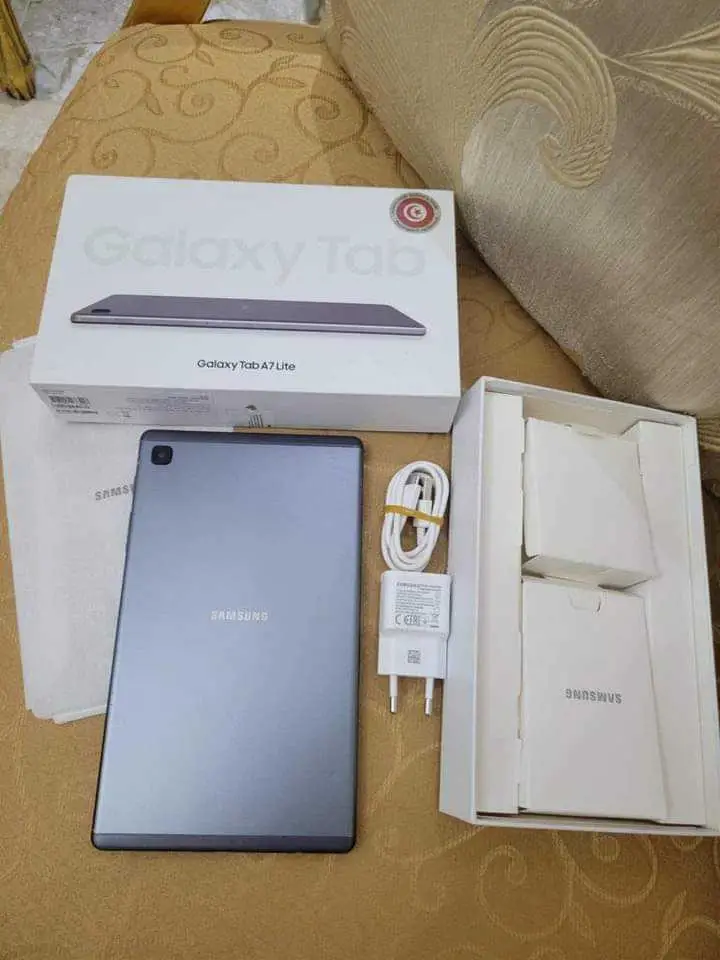  samsung tab a7 lite à Manouba - Photo 2