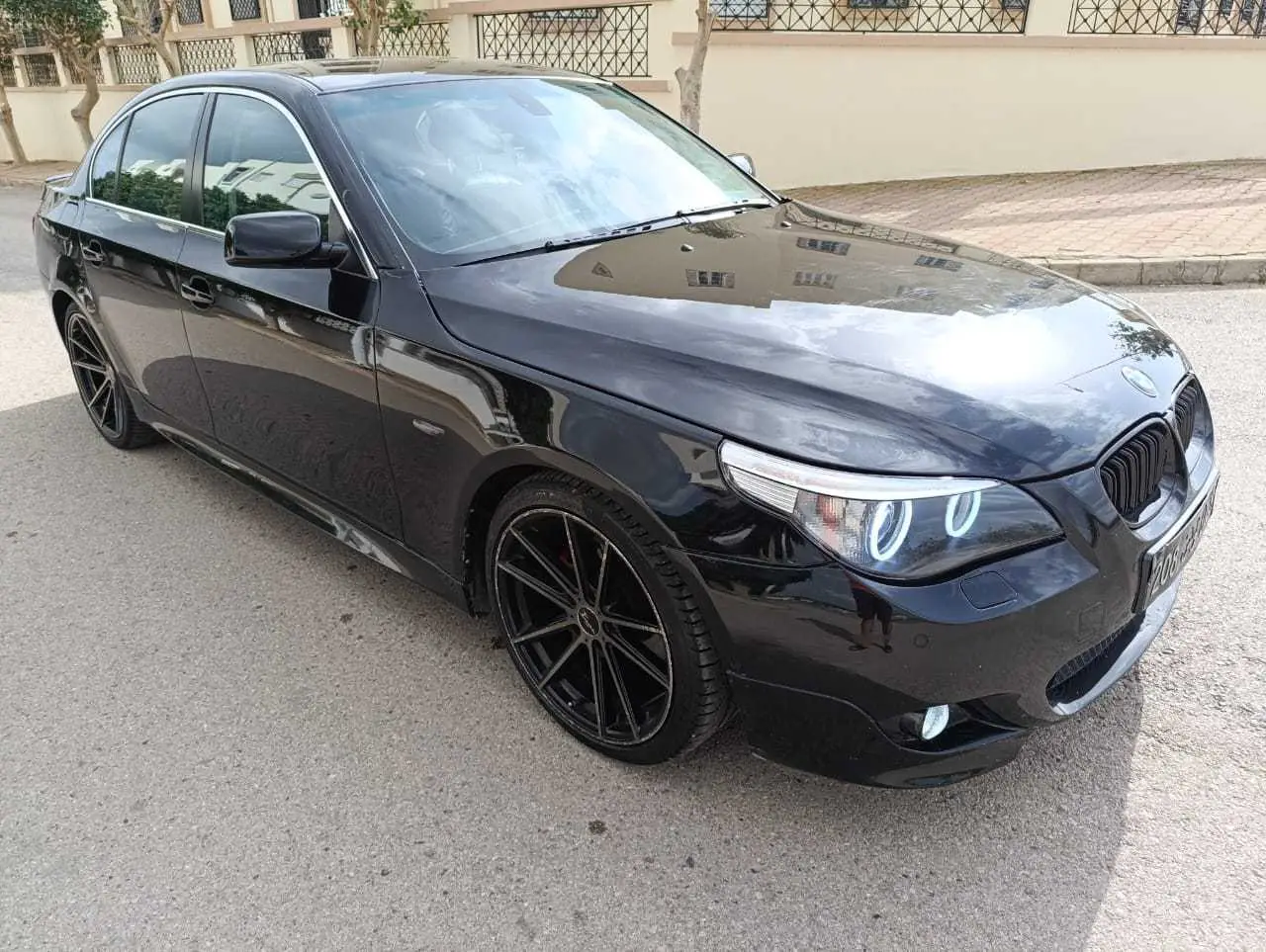  BMW 523i e60 à Manouba - Photo 3
