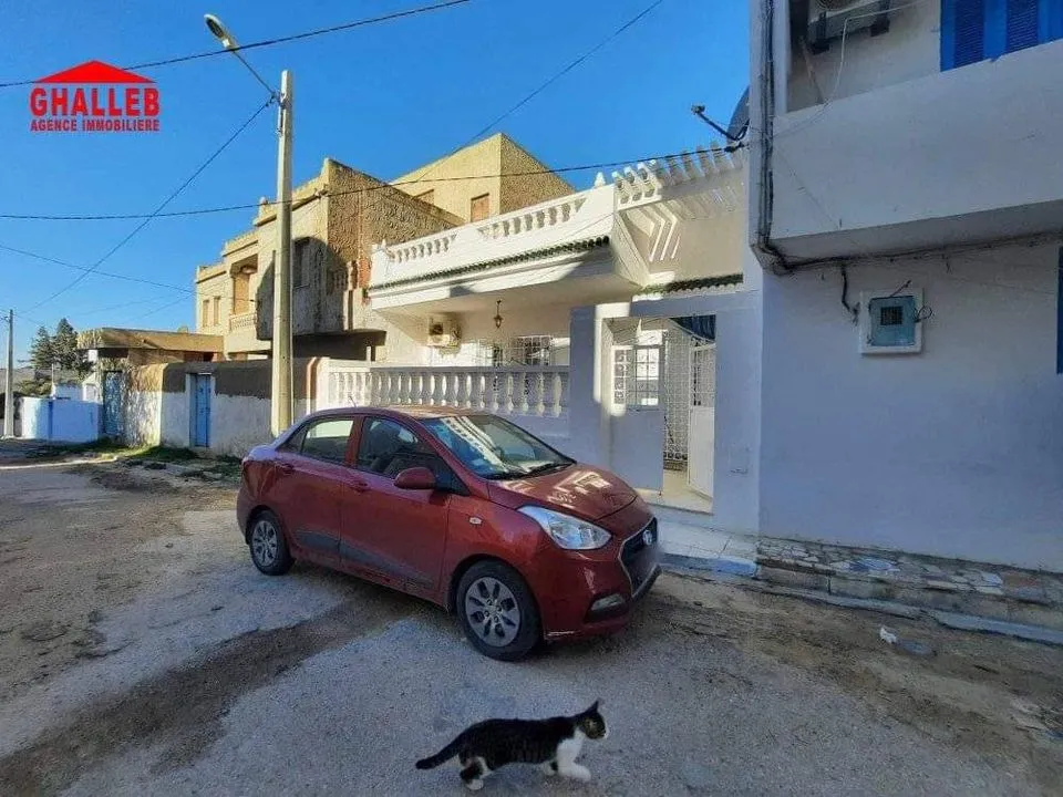  Étage de Villa à Gammarth – Vue Mer Exceptionnelle 