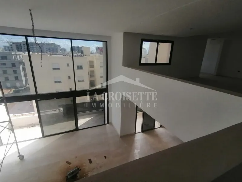  Penthouse S+4 avec piscine aux Jardins de Carthage ZAV1741 à Tunis - Photo 3