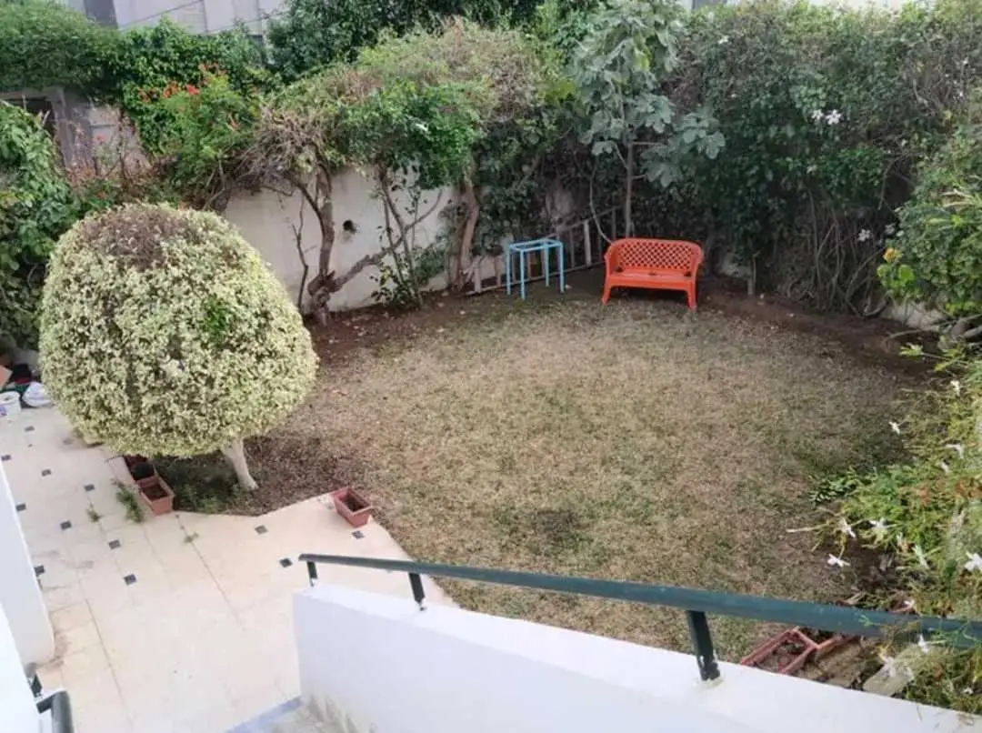  Villa de Plain-Pied à Khezema EST 