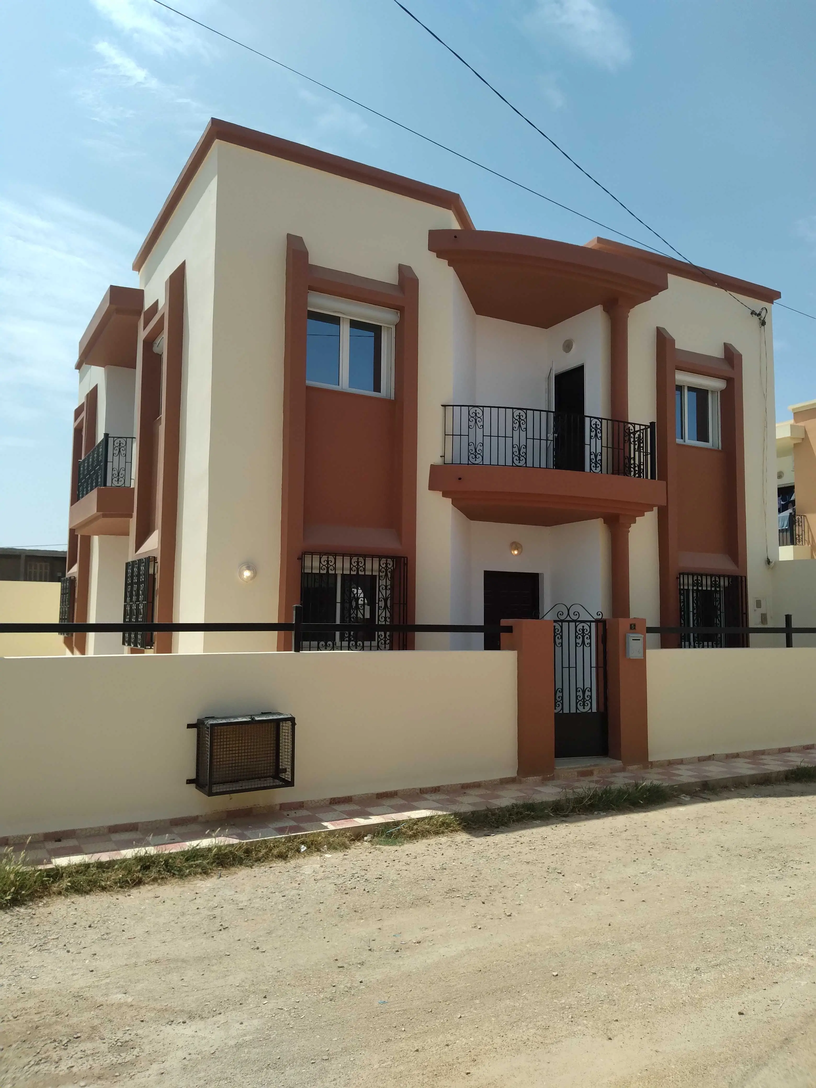 Une belle maison a vendre à Sfax - Photo 3