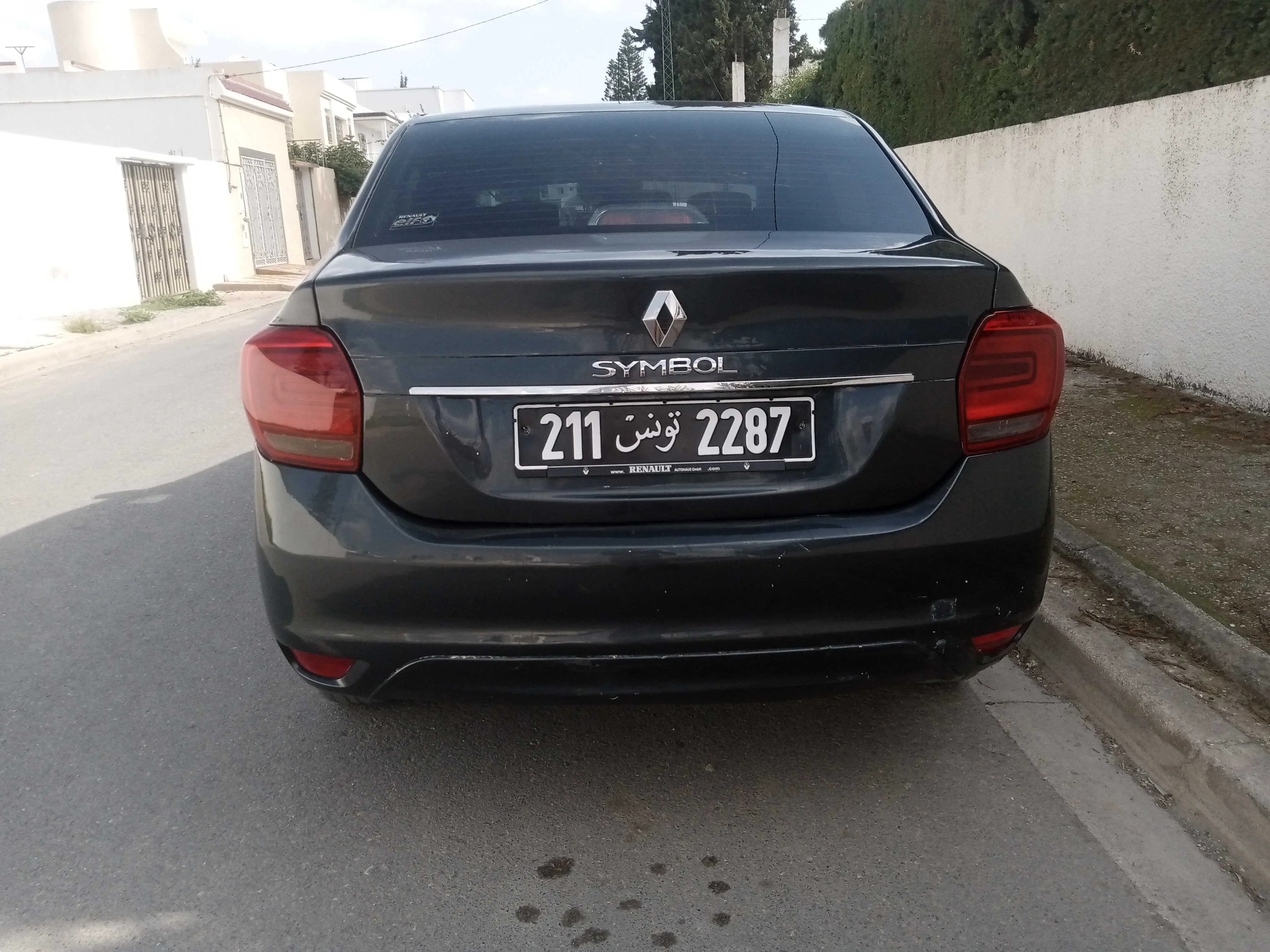  Symbol à Tunis - Photo 2