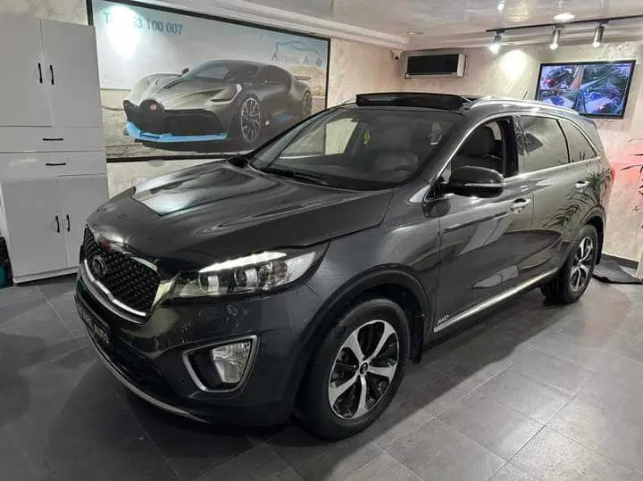  KIA SORENTO 4X4 à Tunis - Photo 3