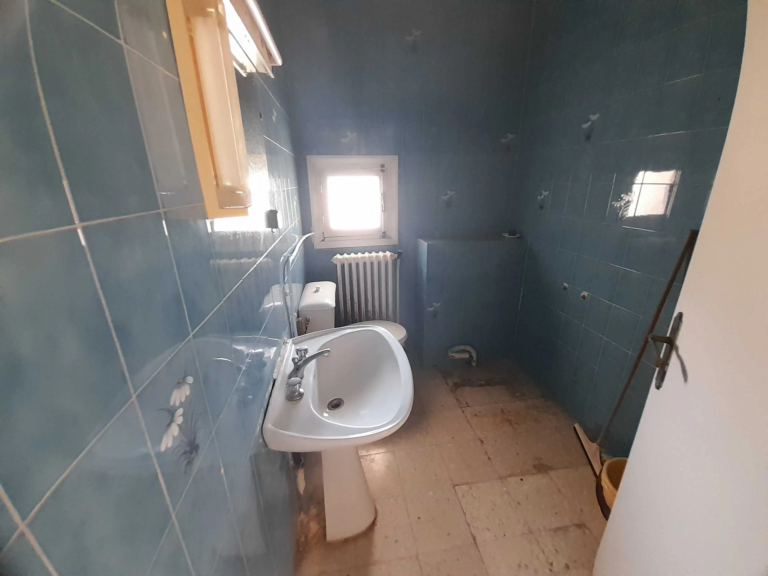  A vendre villa lieu khzema très bonne emplacement à sousse - Photo 3