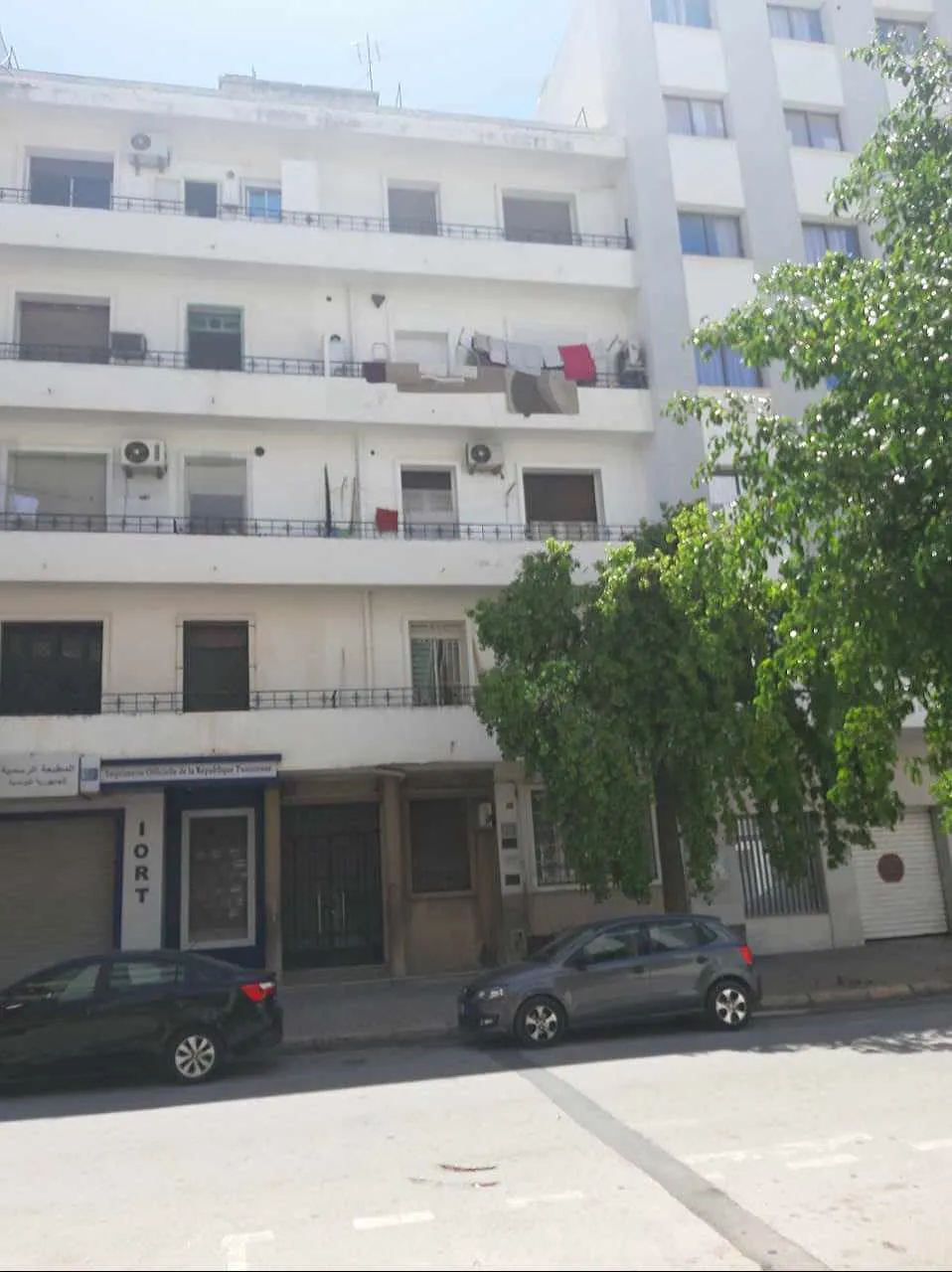     Rez de jardin hall p