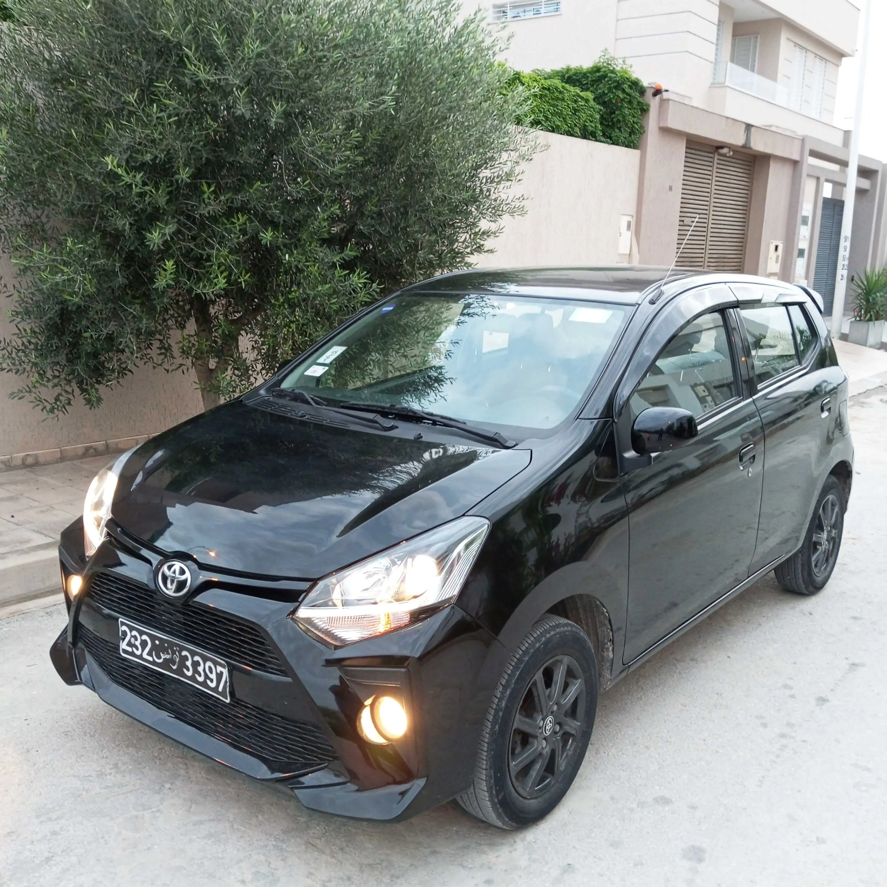  Toyota Agya 1ère main à Ariana - Photo 2
