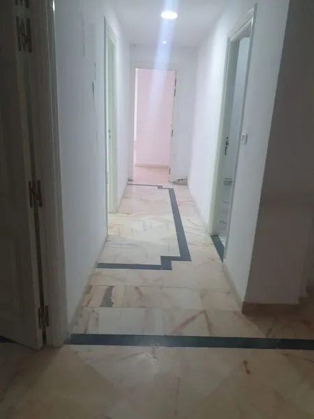  location bureau A+3 manar 2 1100dt à Tunis - Photo 2