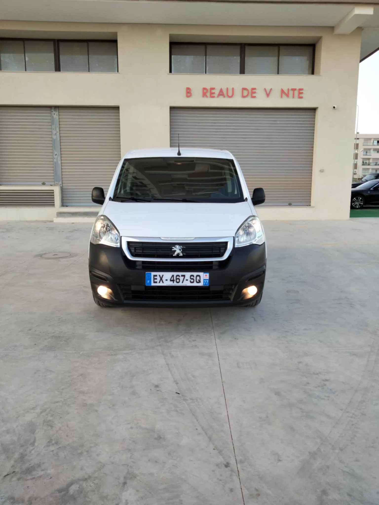  A VENDRE MATERIEL DE GARAGE REF : 53566 POMPE D'ASPIRATION D'HUILE - 12V 
