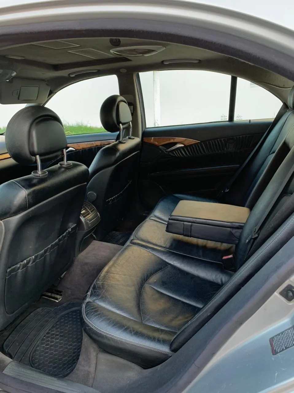  Mercedes-Benz Classe E220 (W211) CDI Elegance BA à Zaghouan - Photo 2