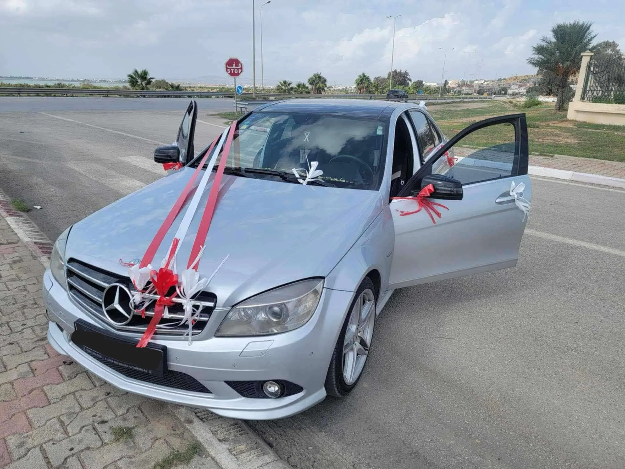  Mercedes C200 CGI à Ben Arous - Photo 3