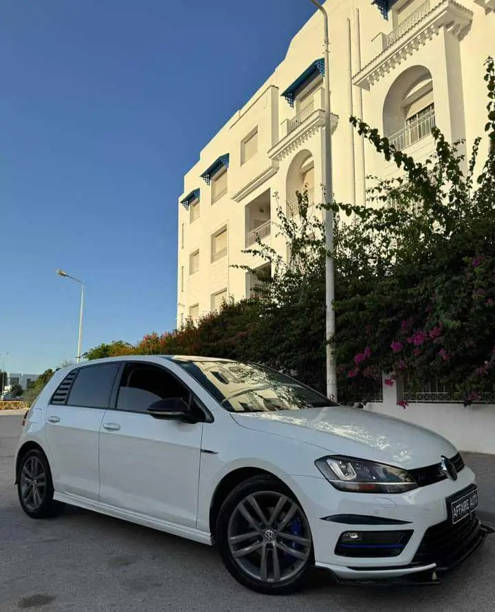  VOLKSWAGEN GOLF 7 R-LINE à Tunis - Photo 2