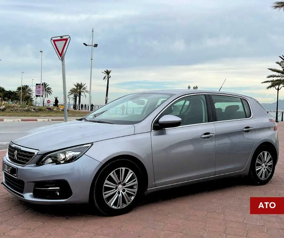  Peugeot 308 allure 1.2l pure tech à Tunis - Photo 2