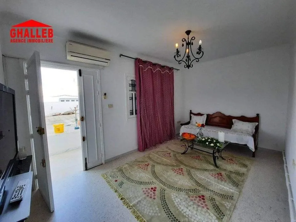  Villa avec piscine et jardin à Hammamet Sud à vendre 51355351 