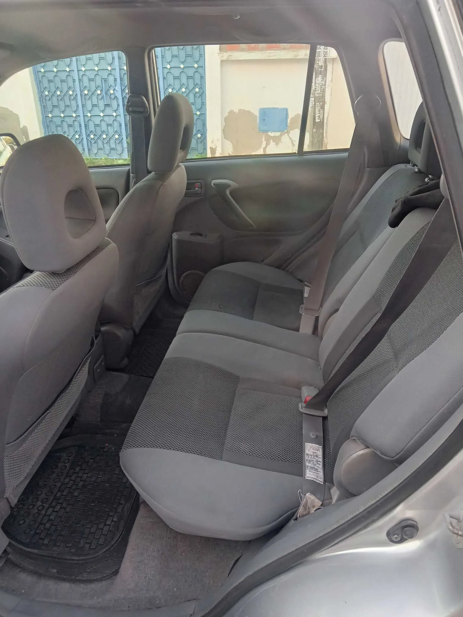  Toyota RAV4 II Essance à Ben Arous - Photo 2
