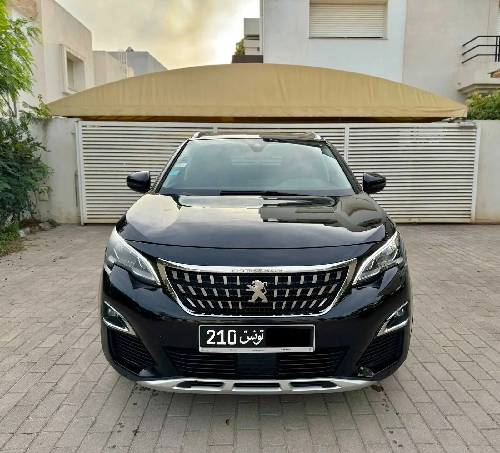  PEUGEOT 3008 GT-LINE 4X4 à Ariana - Photo 3