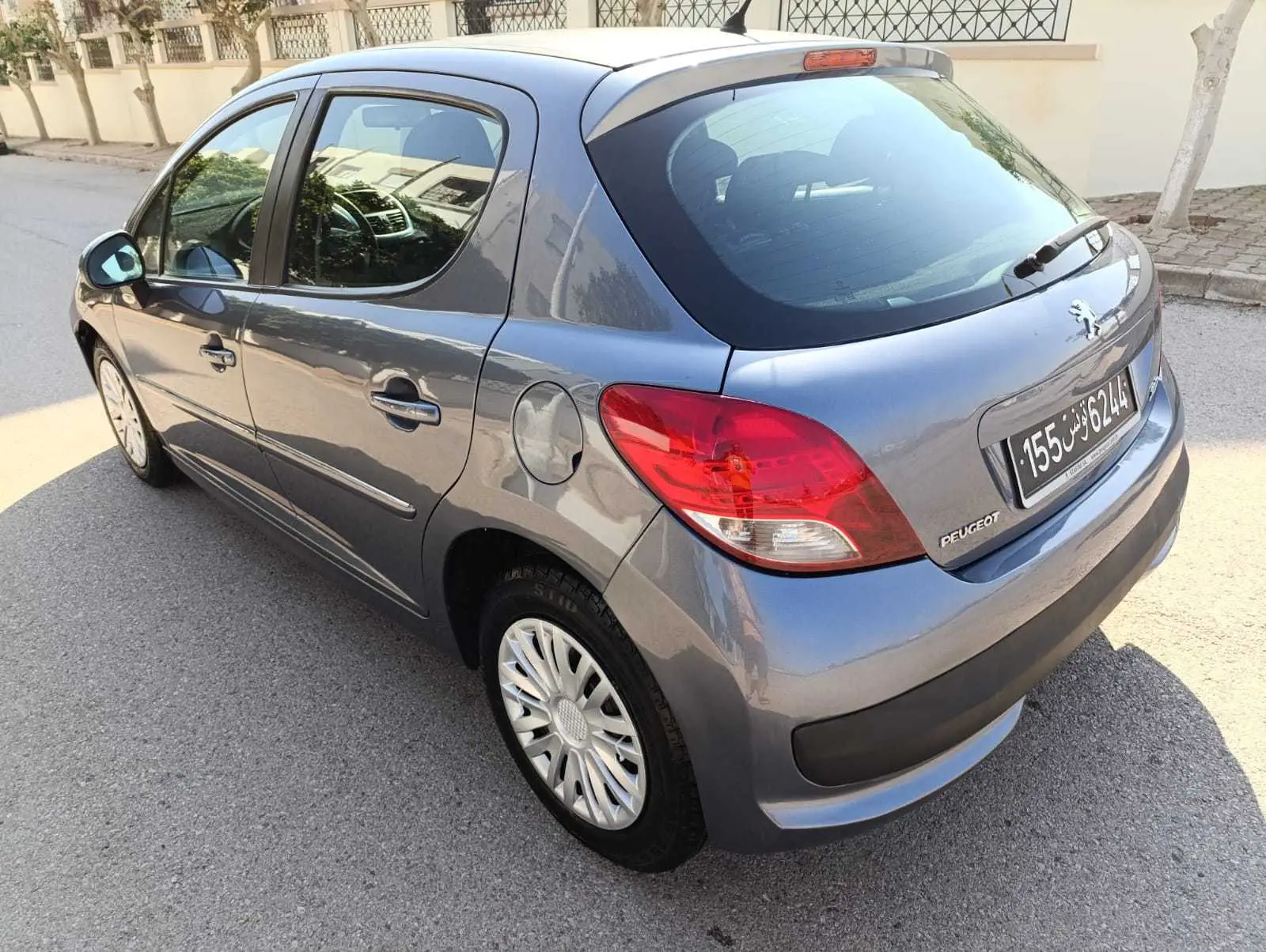  Peugeot 207 essence à Manouba - Photo 2